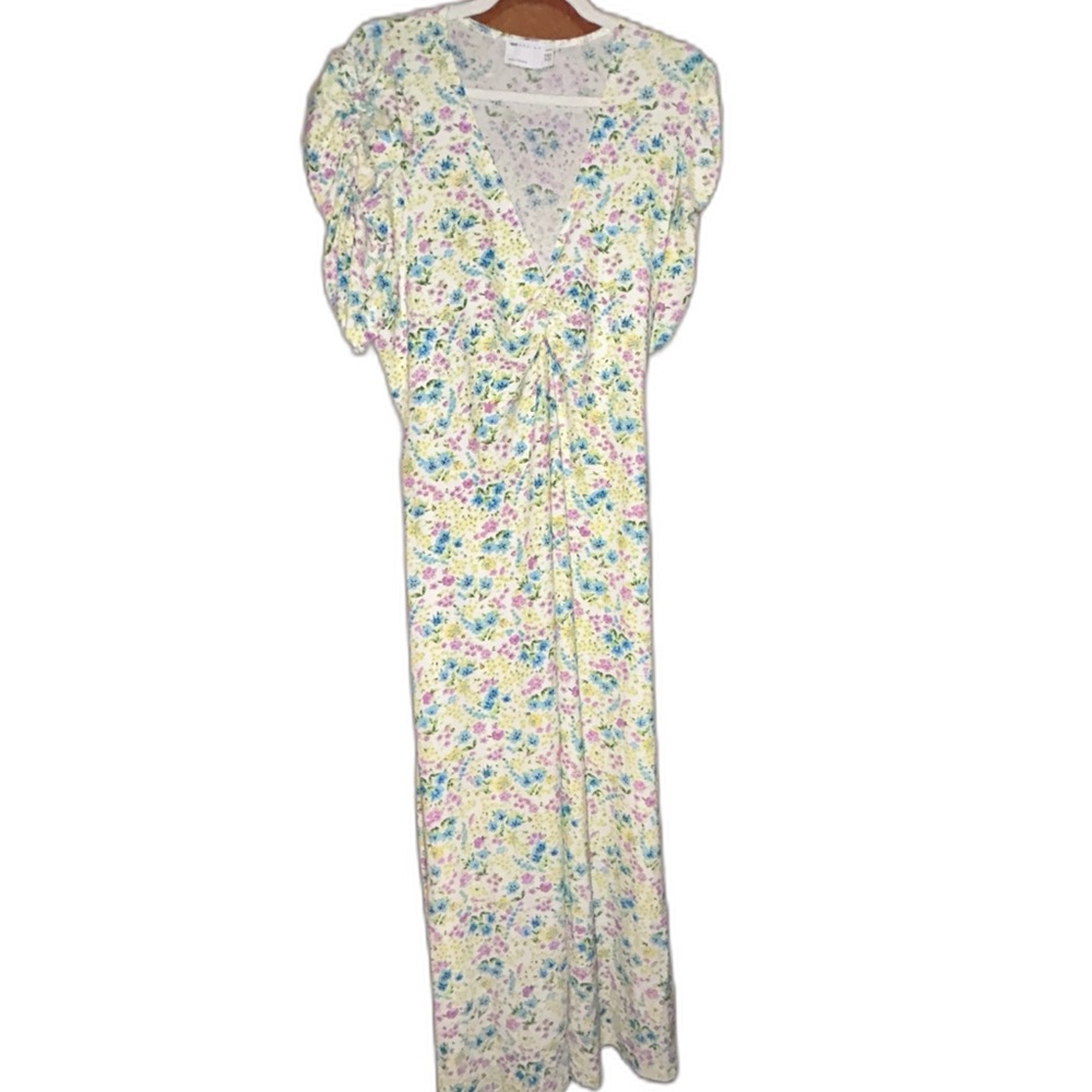ASOS DESIGN short sleeve midi tea dress with ruched bust in pastel floral - Picture 3 of 6